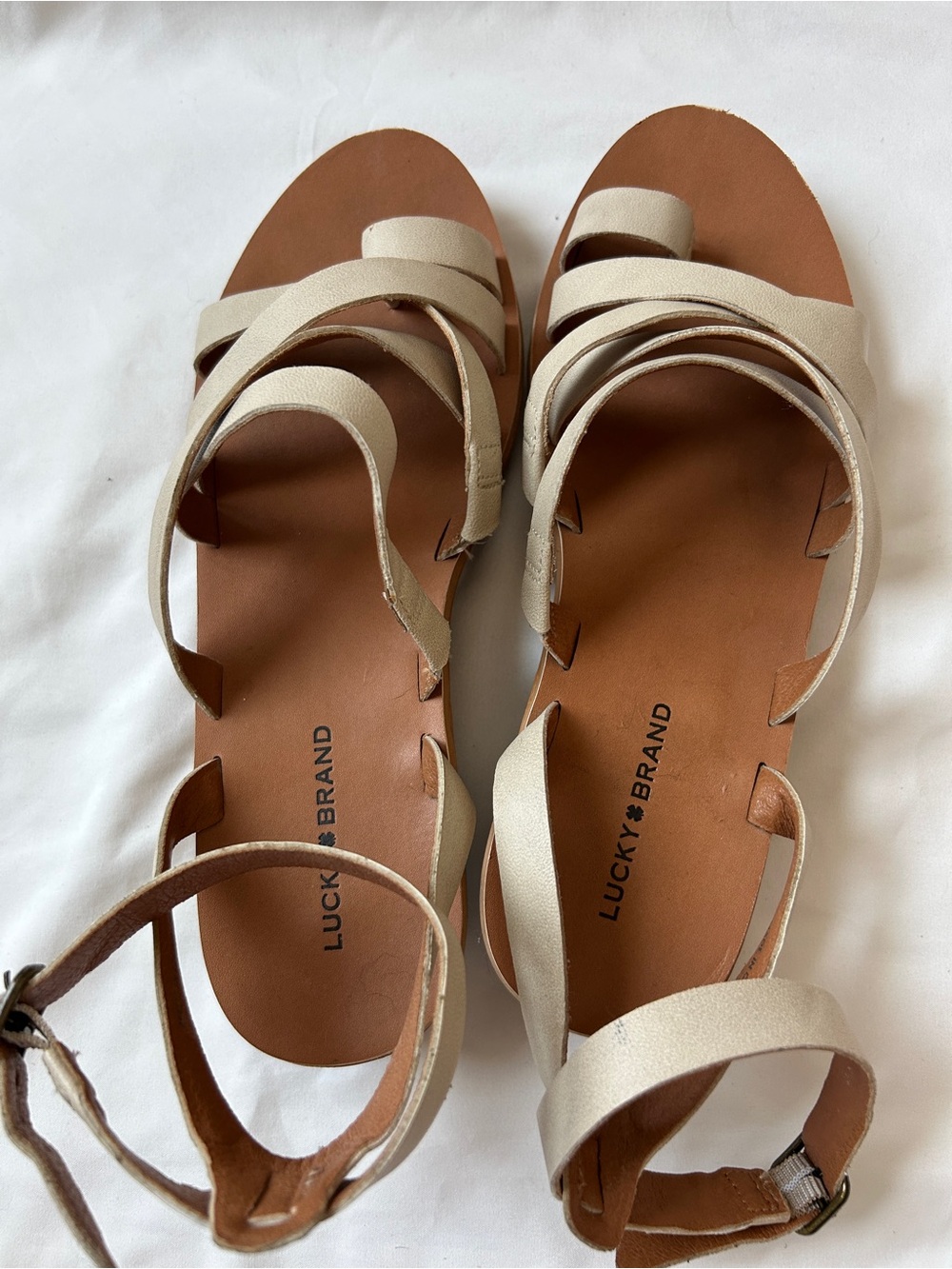 Lucky brand cream colored strappy low platform sandals - Picture 2 of 4